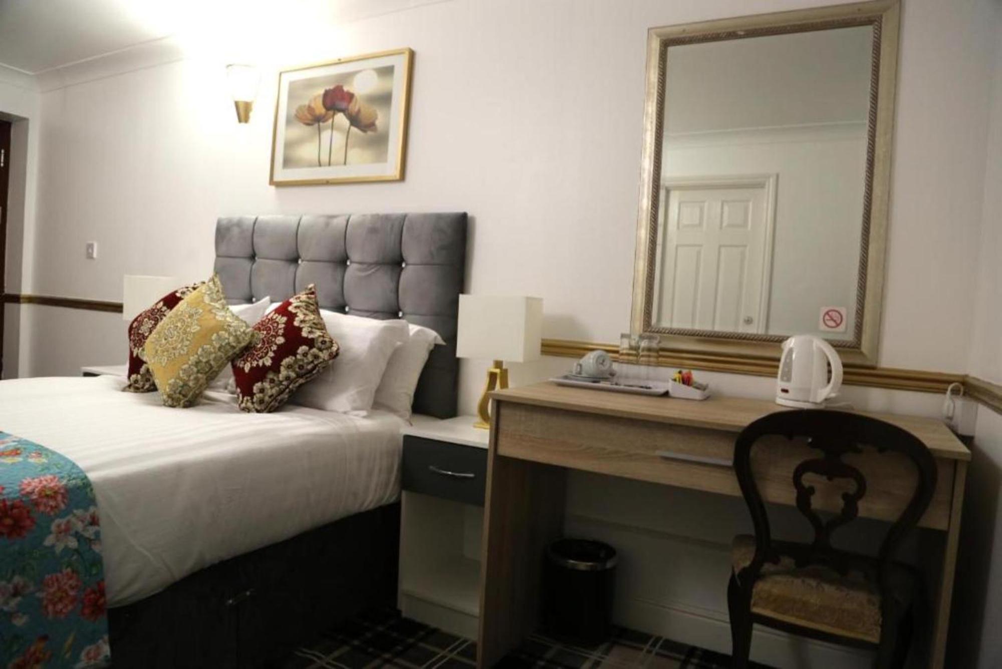 Oyo 4 Sisters Inn North Kyme Екстериор снимка